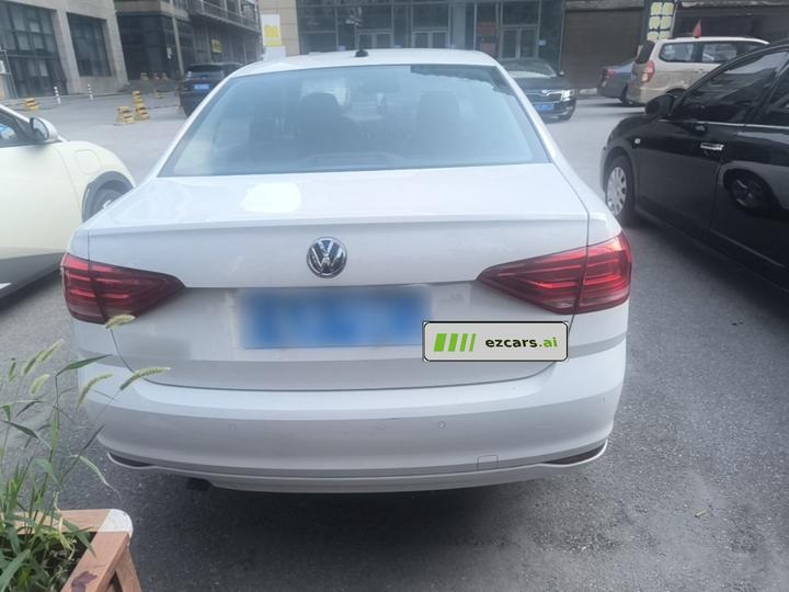 Lavida 2015 1.6L MT photo 5