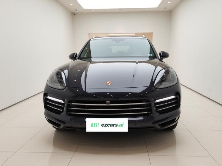 2018 Cayenne 3.0T photo 2