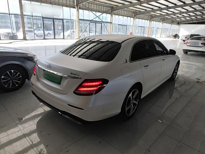 E-Class 2017 E 200 L Sport 4MATIC photo 6