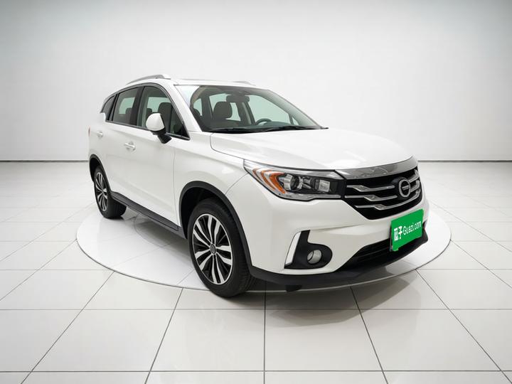 GAC Trumpchi GS4 2017 235T AT RWD Luxury Connected photo 3