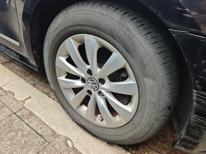 Passat 2011 1.8TSI AT photo 8