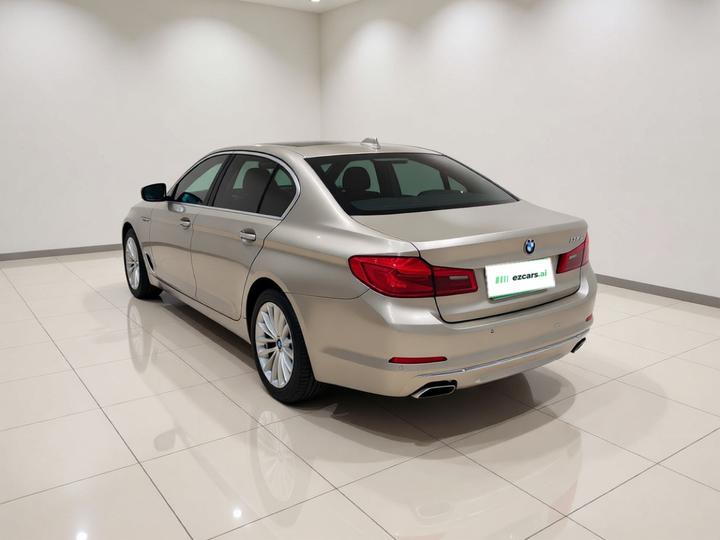 5 Series 2019 530Li Leading Luxury photo 4