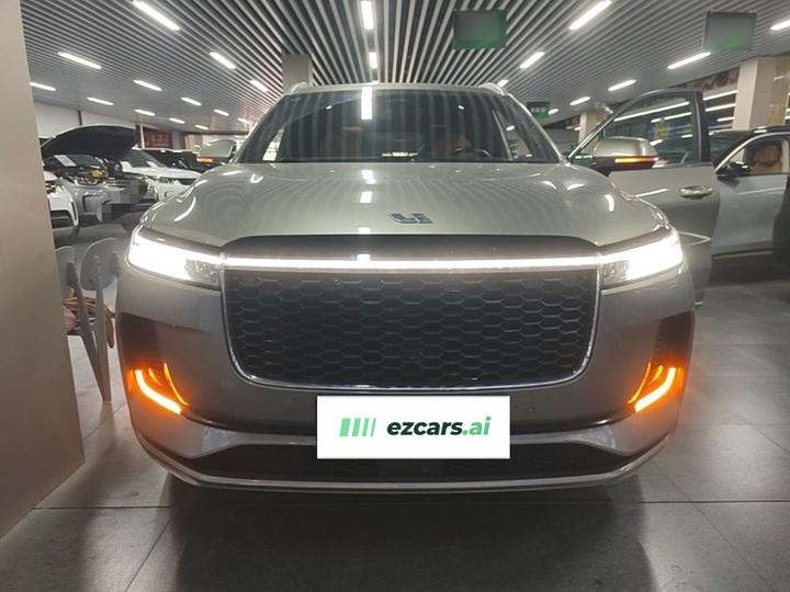 Li Auto ONE 2021 EREV 6-Seater photo 2