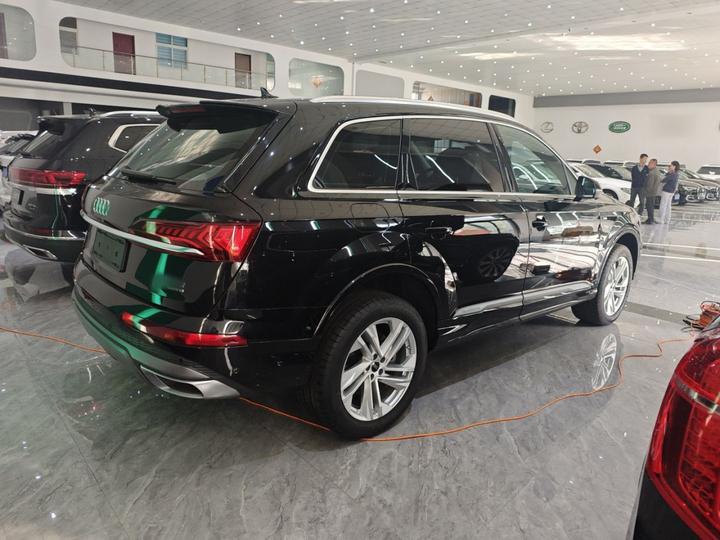 Q7 2024 45 TFSI quattro S line Sport photo 5