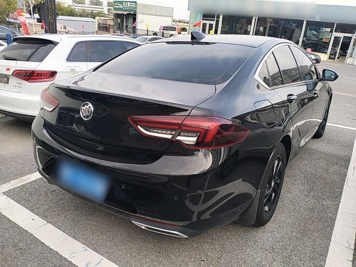 Regal 2020 552T Elite photo 6