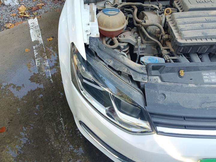 Polo 2016 1.6L AT Comfort photo 7
