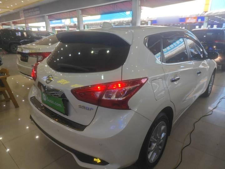 Tiida 2021 1.6L CVT photo 4