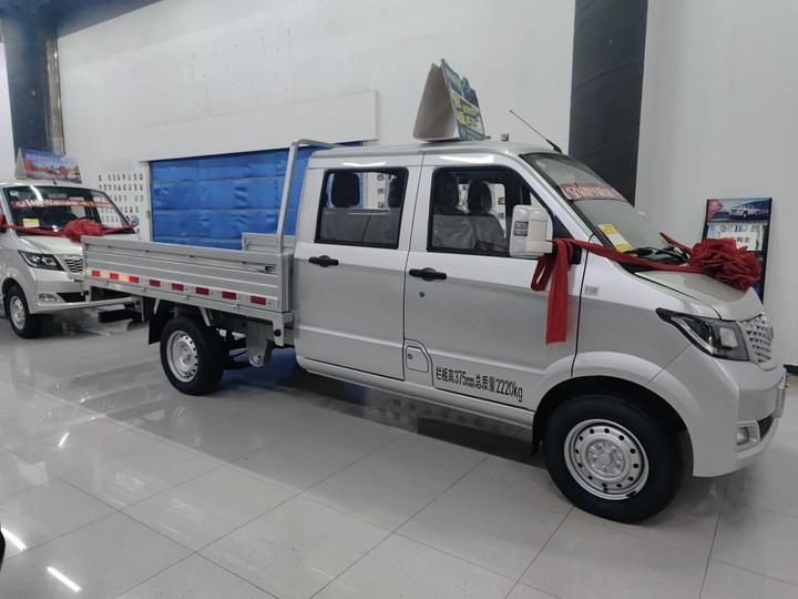 Chenggong 2025 1.5L Double Cab Extended Luxury photo 4