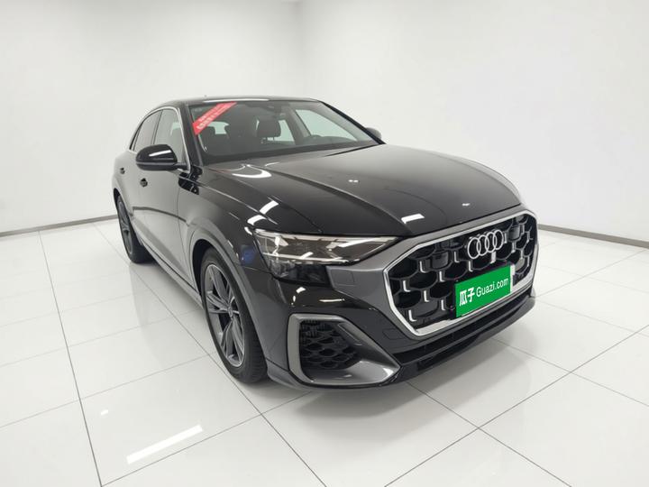 Q8 2024 55 TFSI Luxury Dynamic photo 3