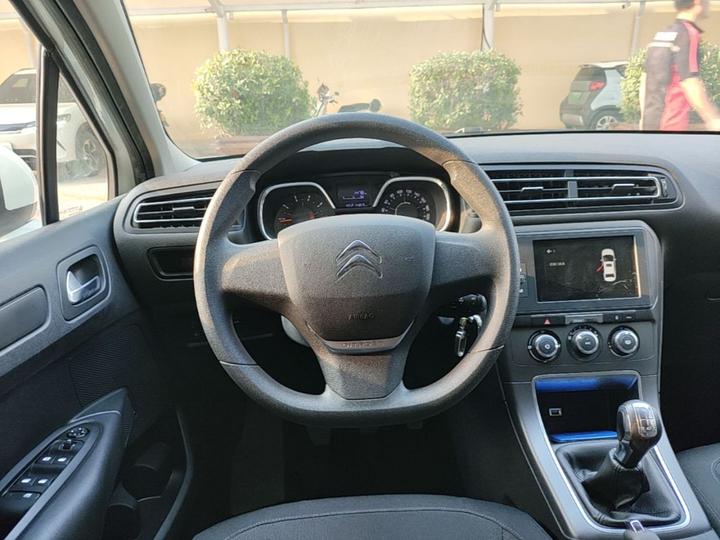 C4 2018 1.6L MT Comfort photo 6