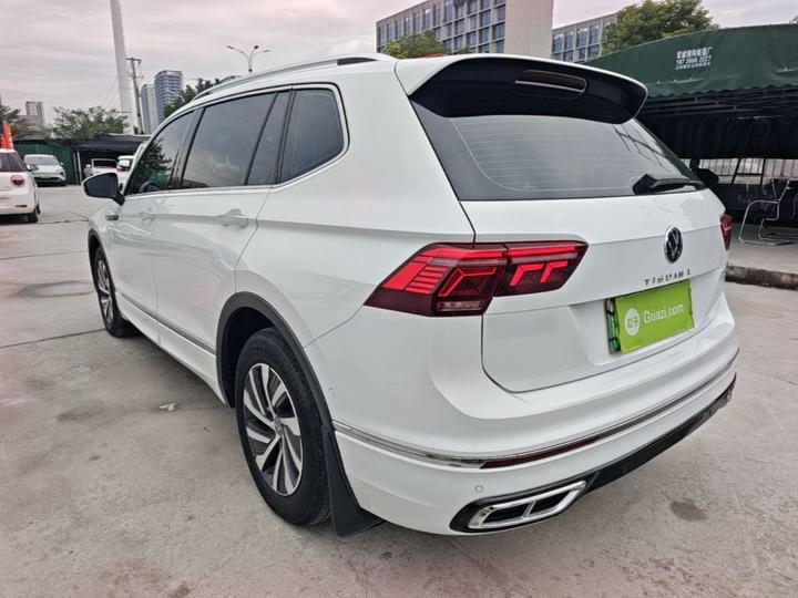 Tiguan L EV 2023 430PHEV PHEV Premium photo 4