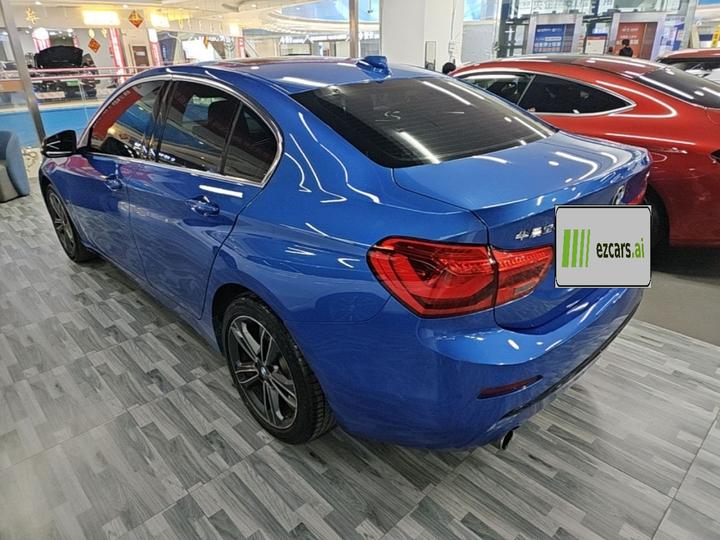 1 Series 2018 118i Sport photo 4