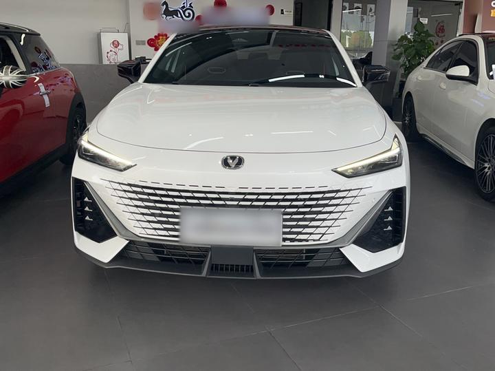 UNI-V 2024 1.5T photo 2
