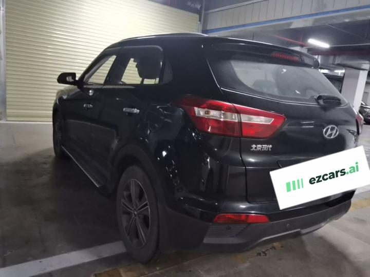 ix25 2015 1.6L AT RWD Smart GLS photo 4