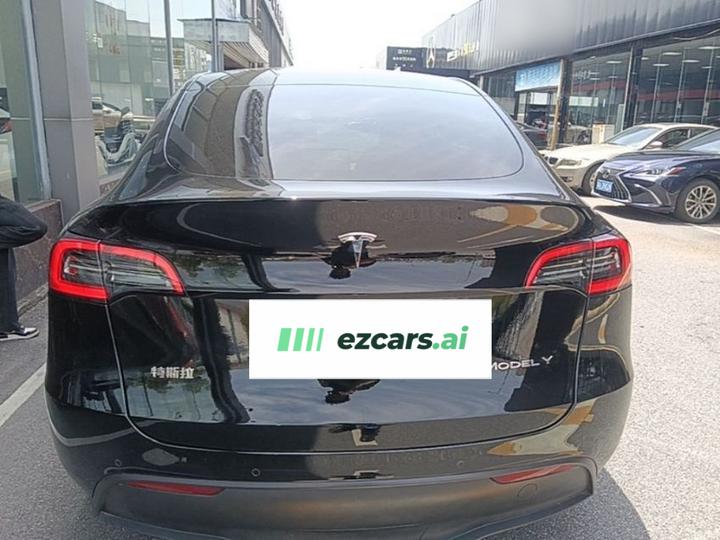 Model Y 2022 Long Range AWD photo 3