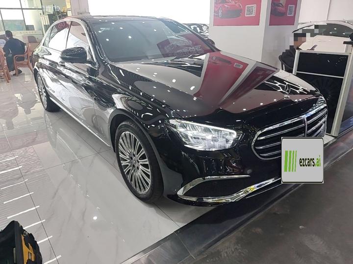 E-Class 2023 Facelift E 300 L Luxury photo 3