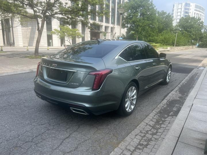 CT5 2022 28T Luxury Standard photo 2