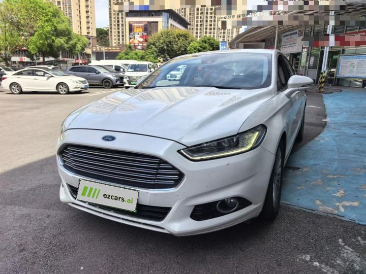 Mondeo 2013 2.0L GTDi200 Luxury