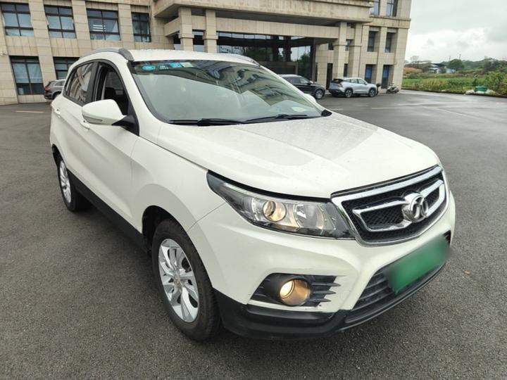 BAIC X55 2016 1.5L MT Comfort photo 3
