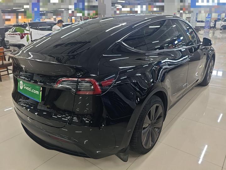 Model Y 2022 Facelift RWD photo 6