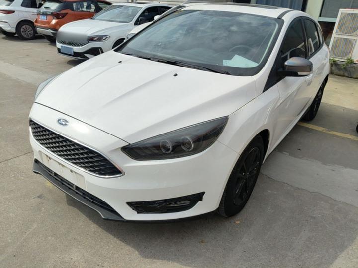 Focus 2017 Hatchback 1.6L AT Fashion
