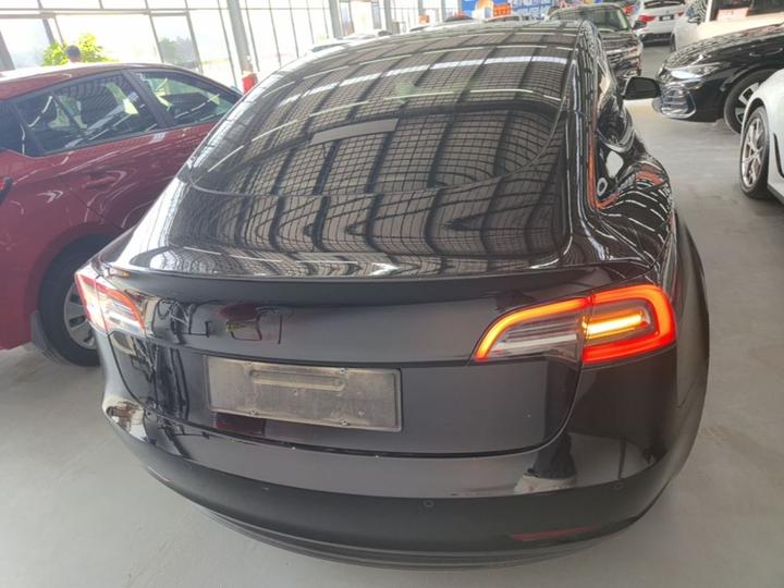 Model 3 2021 Standard Range RWD Upgraded photo 3