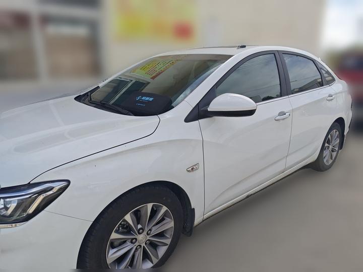 Cruze 2021 320 AT