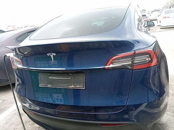 Model Y 2022 Long Range AWD photo 3