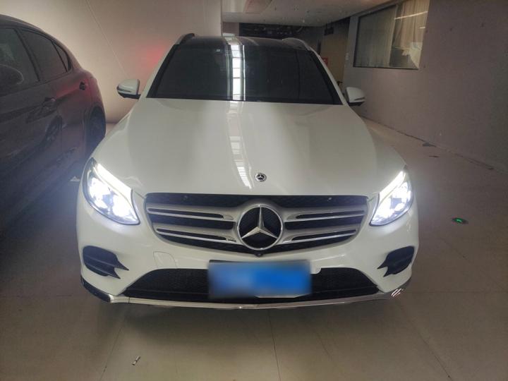 GLC 2017 GLC 300 4MATIC Dynamic photo 2