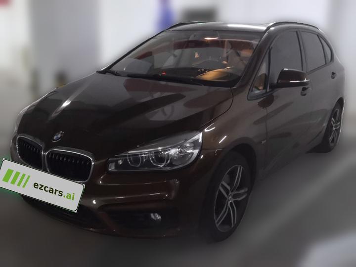 2 Series Wagon 2016 218i Sport Design Package