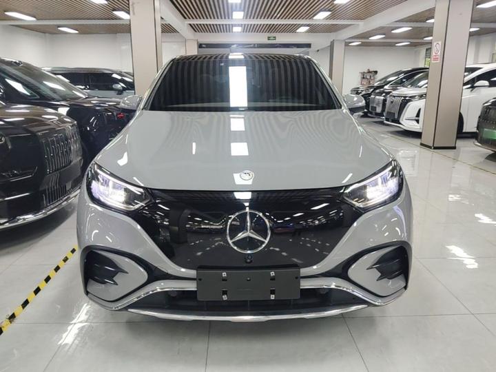 EQE SUV 2023 350 4MATIC photo 2