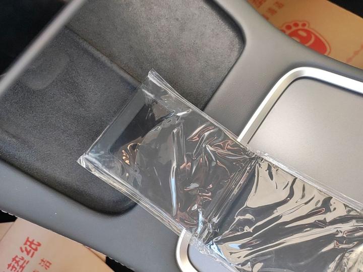 Model Y 2024 RWD photo 8