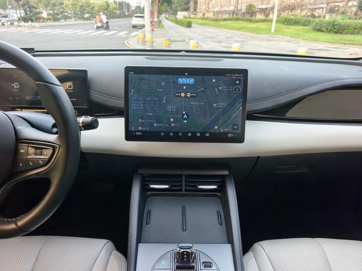 Seal 06 EV 2024 DM-i 80KM Premium photo 4