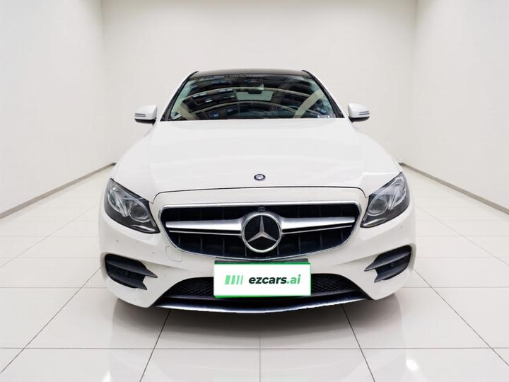 E-Class 2017 E 320 L Sport 4MATIC photo 2