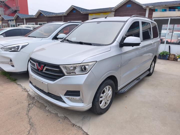 Wuling Hongguang 2018 1.5L S Standard L2B