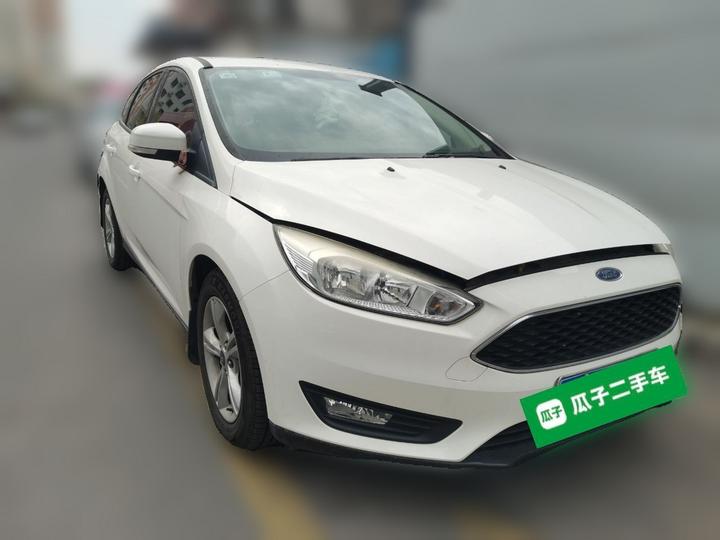 Focus 2015 Hatchback 1.6L AT Comfort photo 3