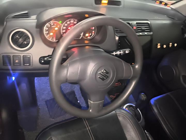 Swift 2016 1.5L AT Fashion photo 6