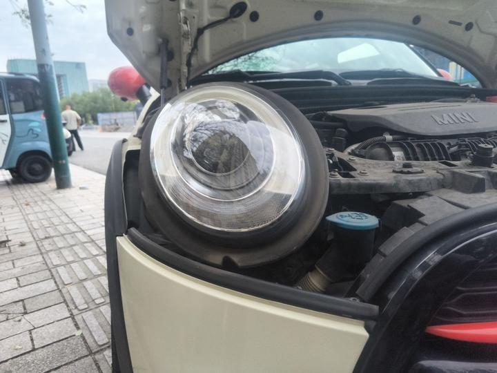 2015 2.0T COOPER S 5-Door photo 7
