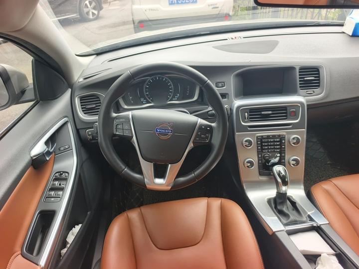 S60 2016 S60L T4 photo 3