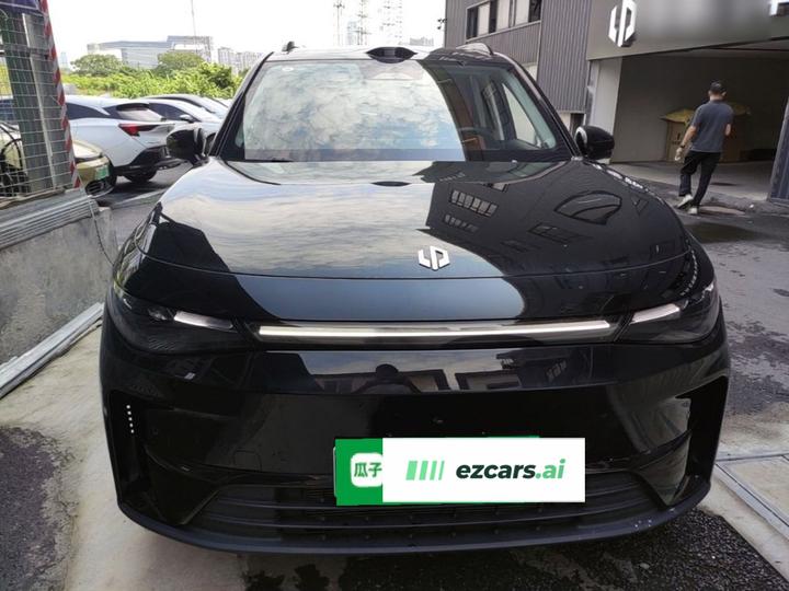 Leapmotor C16 2026 EREV 280 LiDAR Smart Premium 6-Seater photo 2