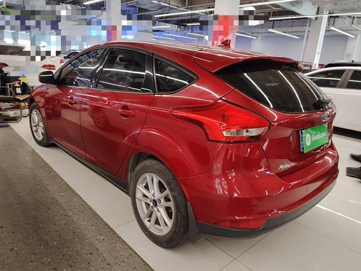 Focus 2017 Hatchback 1.6L AT Fashion photo 4