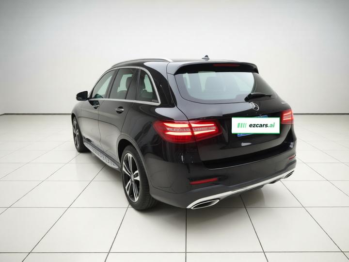 GLC 2018 Facelift GLC 260 4MATIC Luxury photo 4