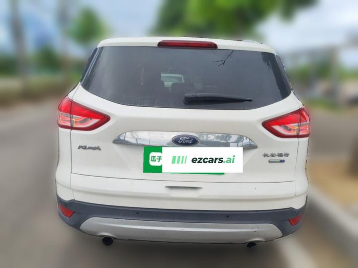 Kuga 2013 2.0L GTDi AWD Elite photo 5