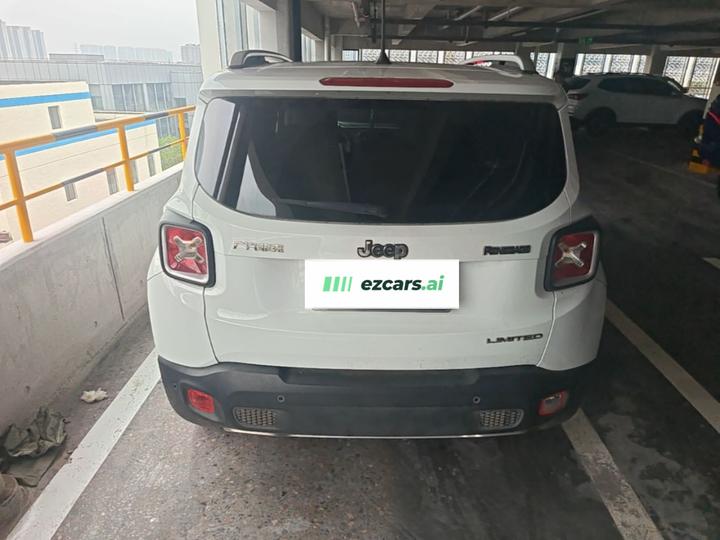 Renegade 2016 1.4T AT Smart photo 4