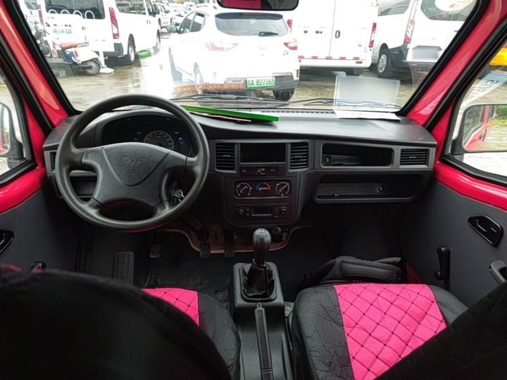 Wuling Zhiguang 2020 1.2L China VI LSI photo 5