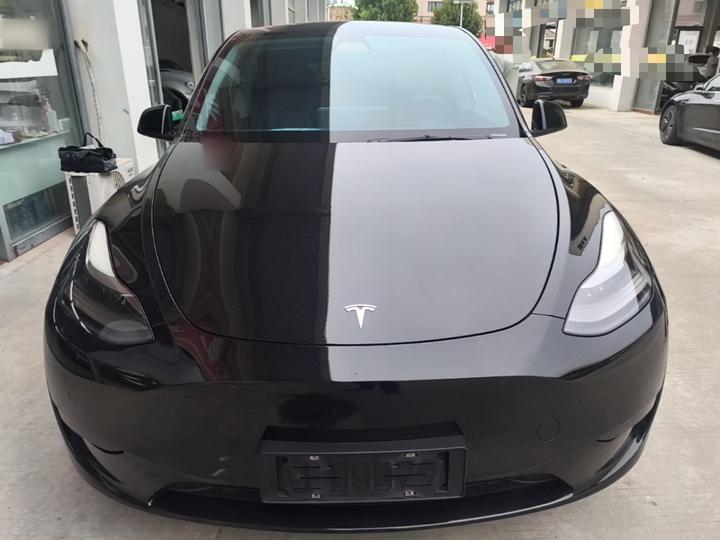 Model Y 2022 RWD photo 2