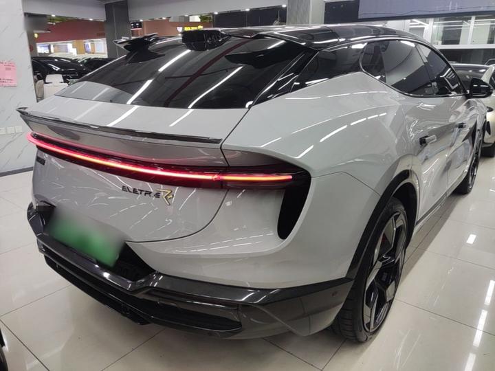 Lotus 2023 ELETRE R+ photo 6