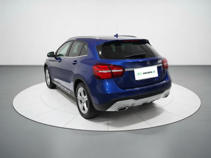 GLA 2019 GLA 200 Dynamic photo 4