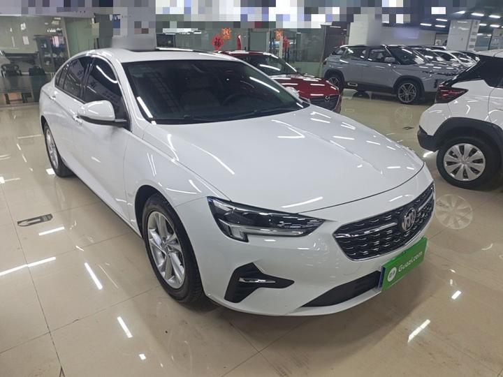 Regal 2020 552T Elite photo 3