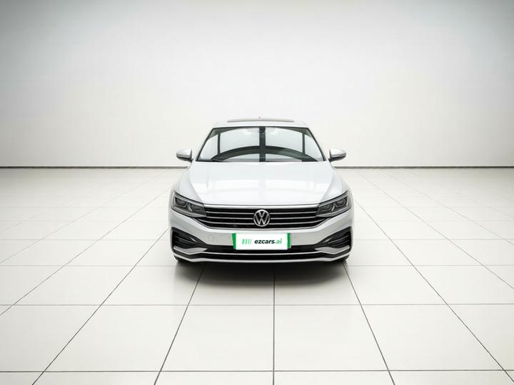 Lavida 2023 1.5L AT photo 3